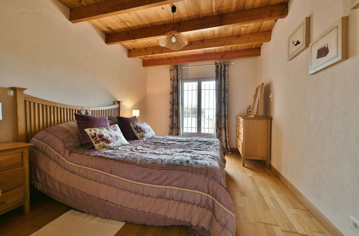 Maison à UZES
