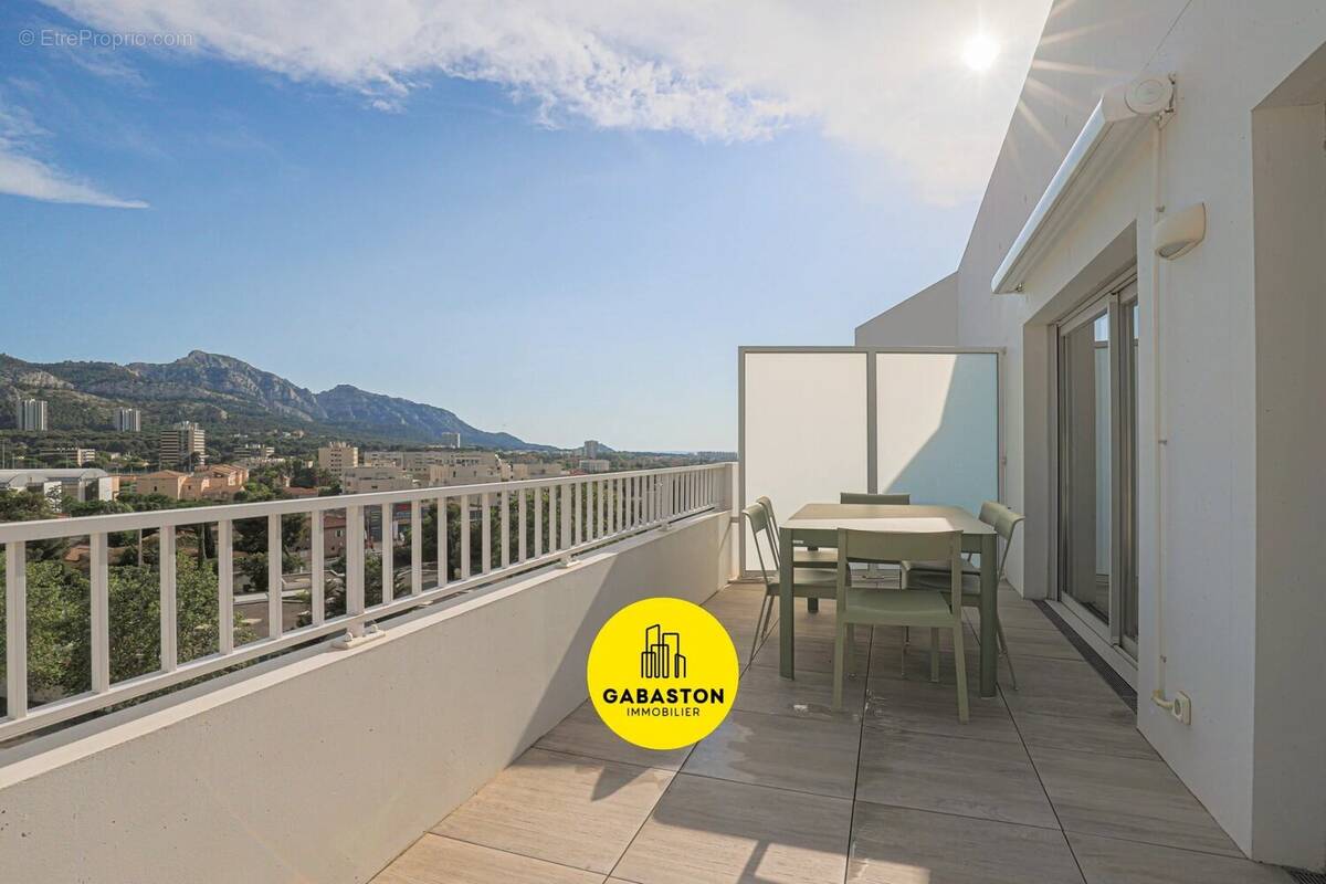 Appartement à MARSEILLE-8E