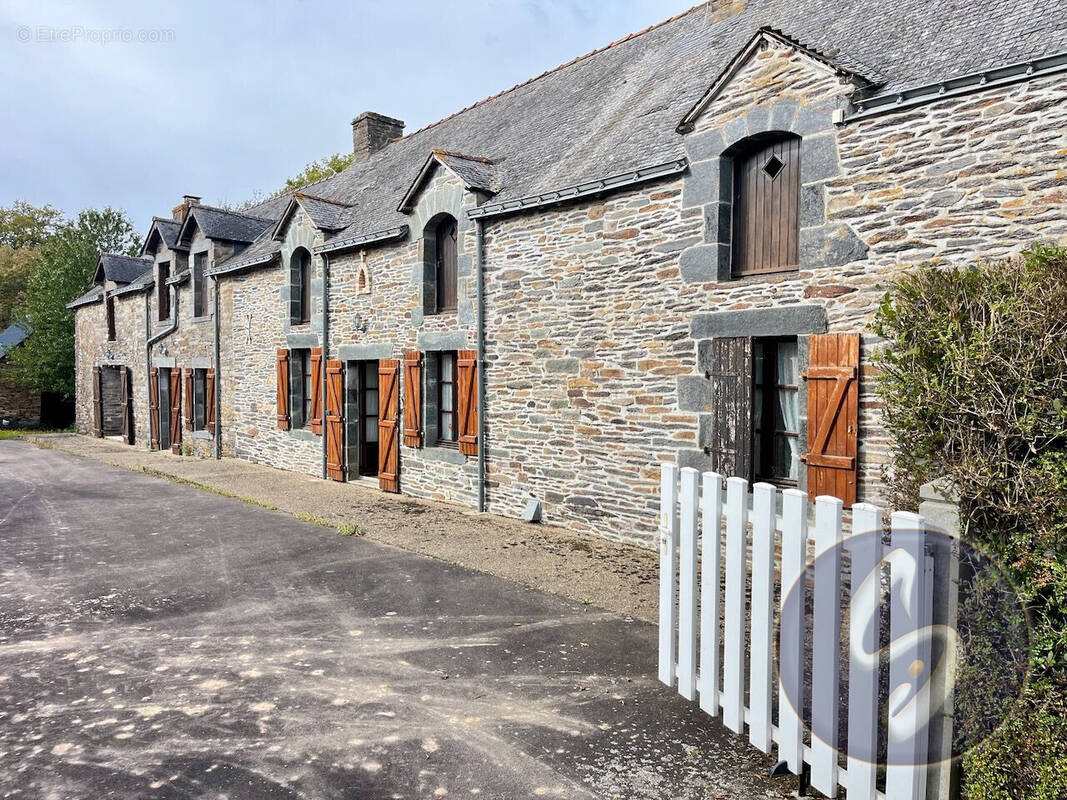 Maison à SAINT-NICOLAS-DU-TERTRE