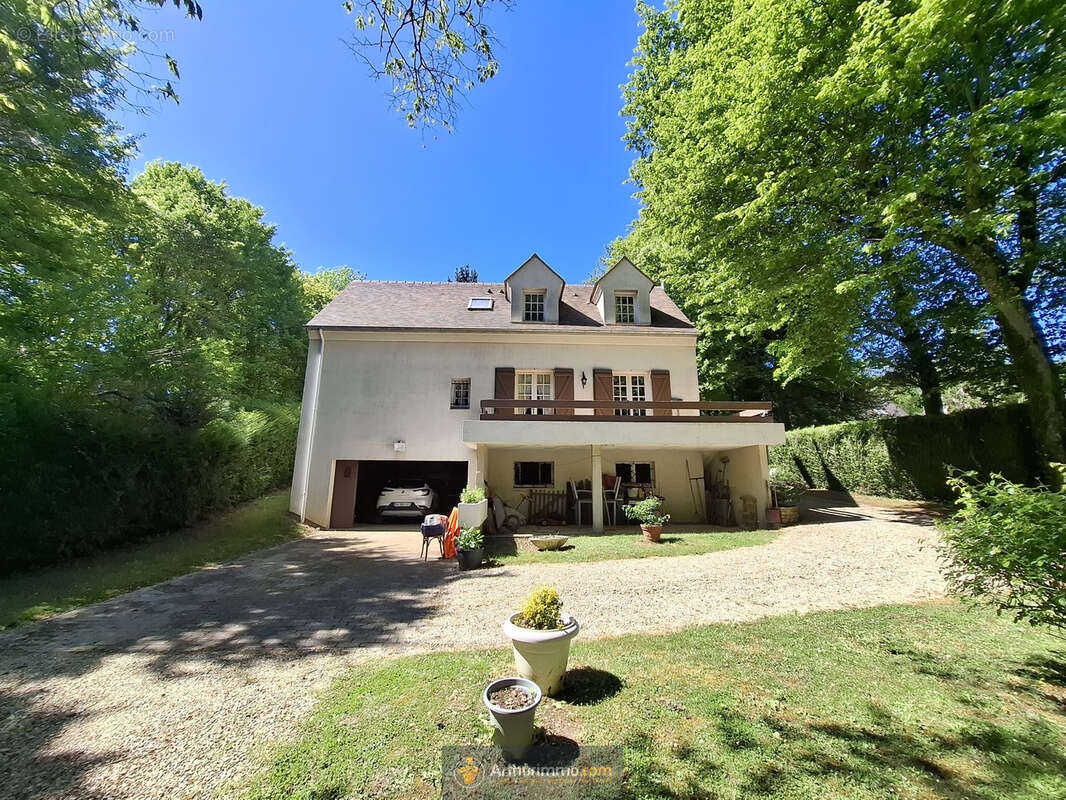 Maison à SERRIS
