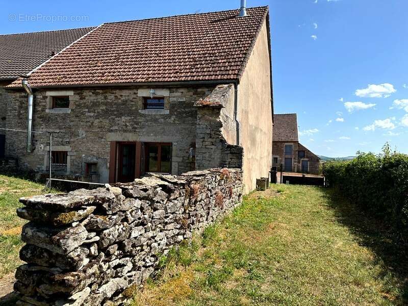 Maison à POUILLY-EN-AUXOIS