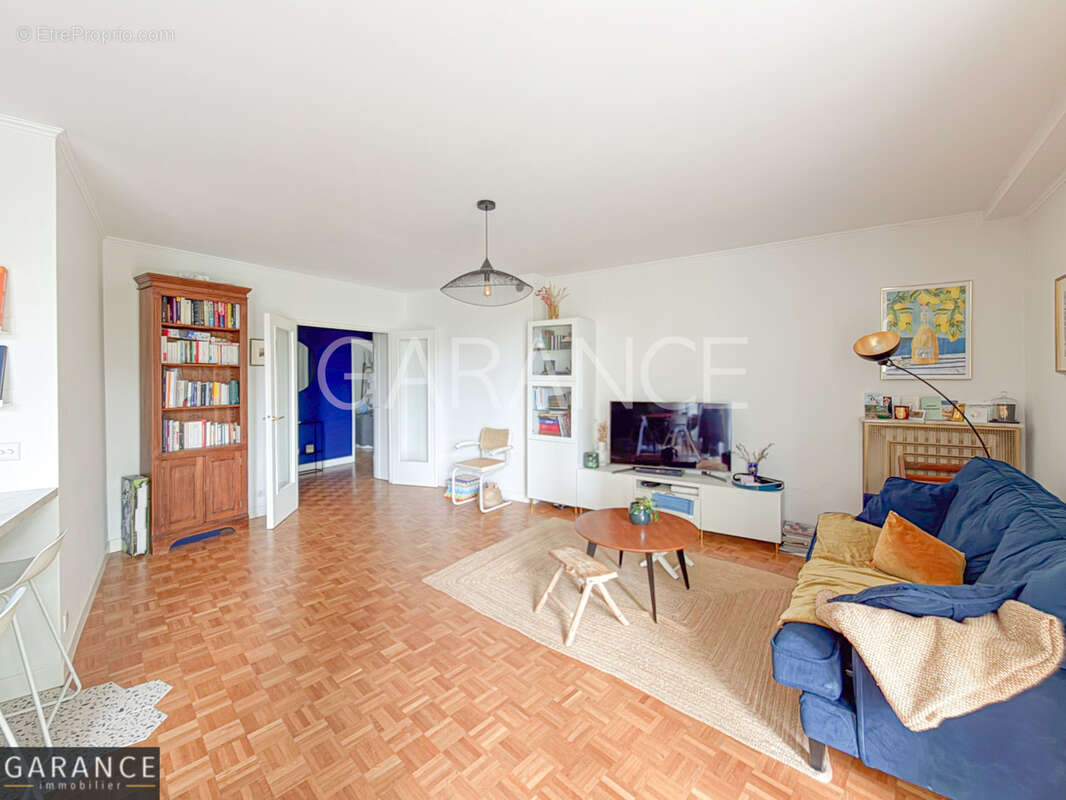 Appartement à PARIS-12E