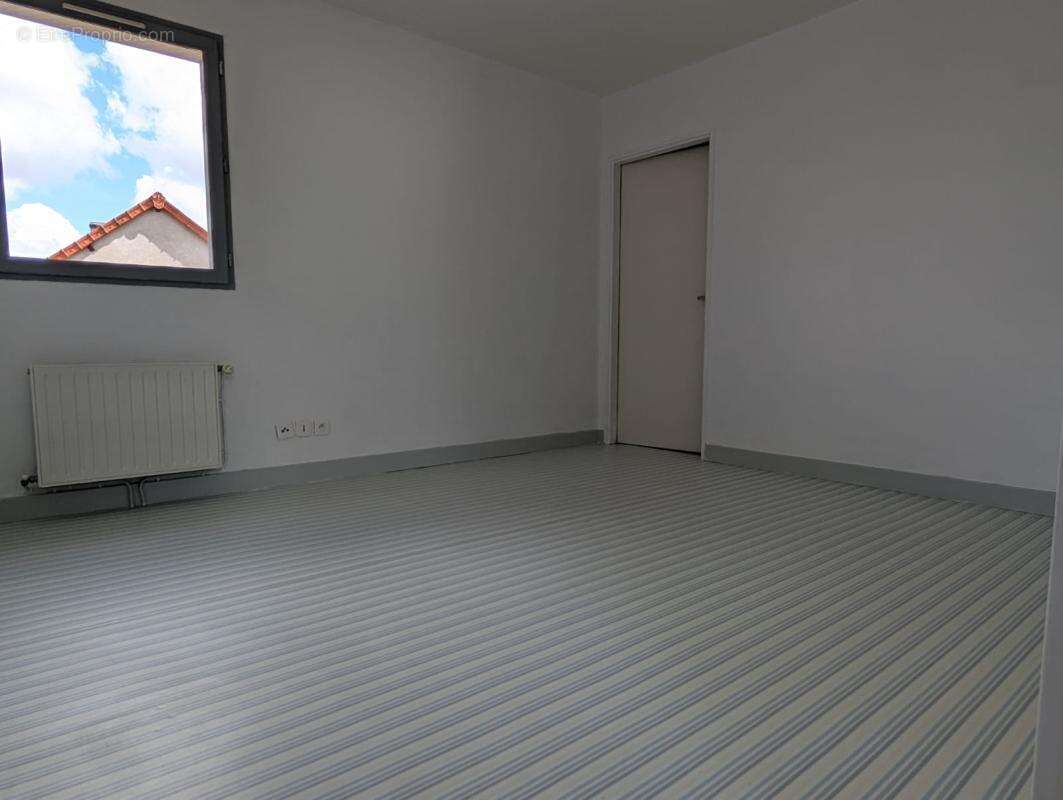 Maison à COMMENTRY