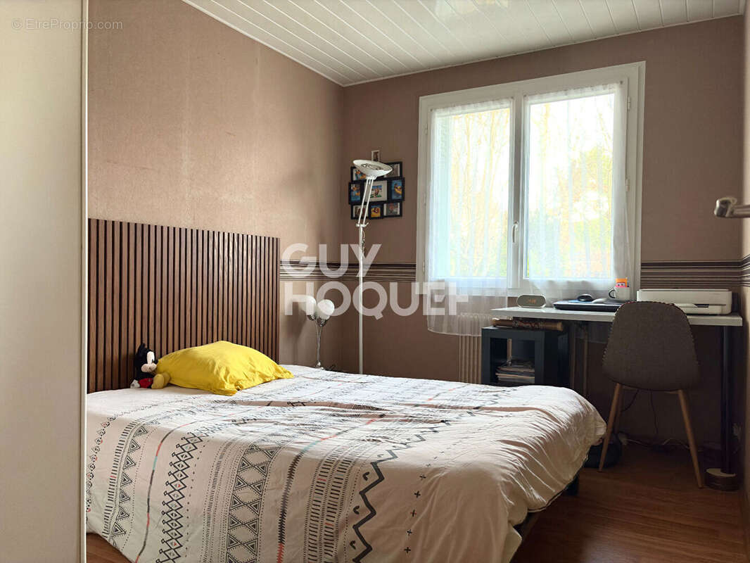 Maison à SOISY-SUR-SEINE