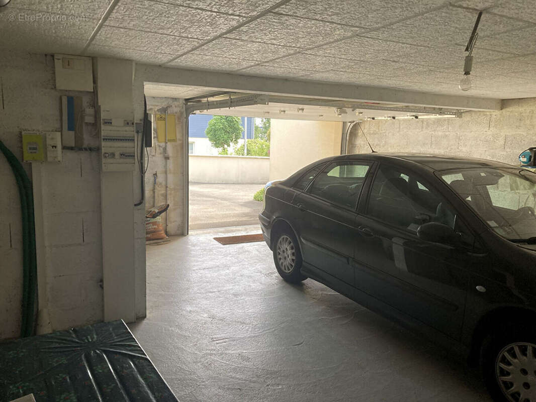 Maison à DONVILLE-LES-BAINS