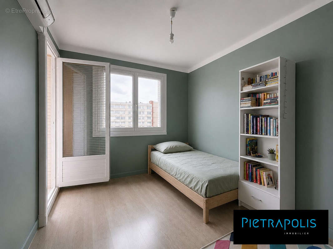 Chambre 3 - Appartement à LYON-7E