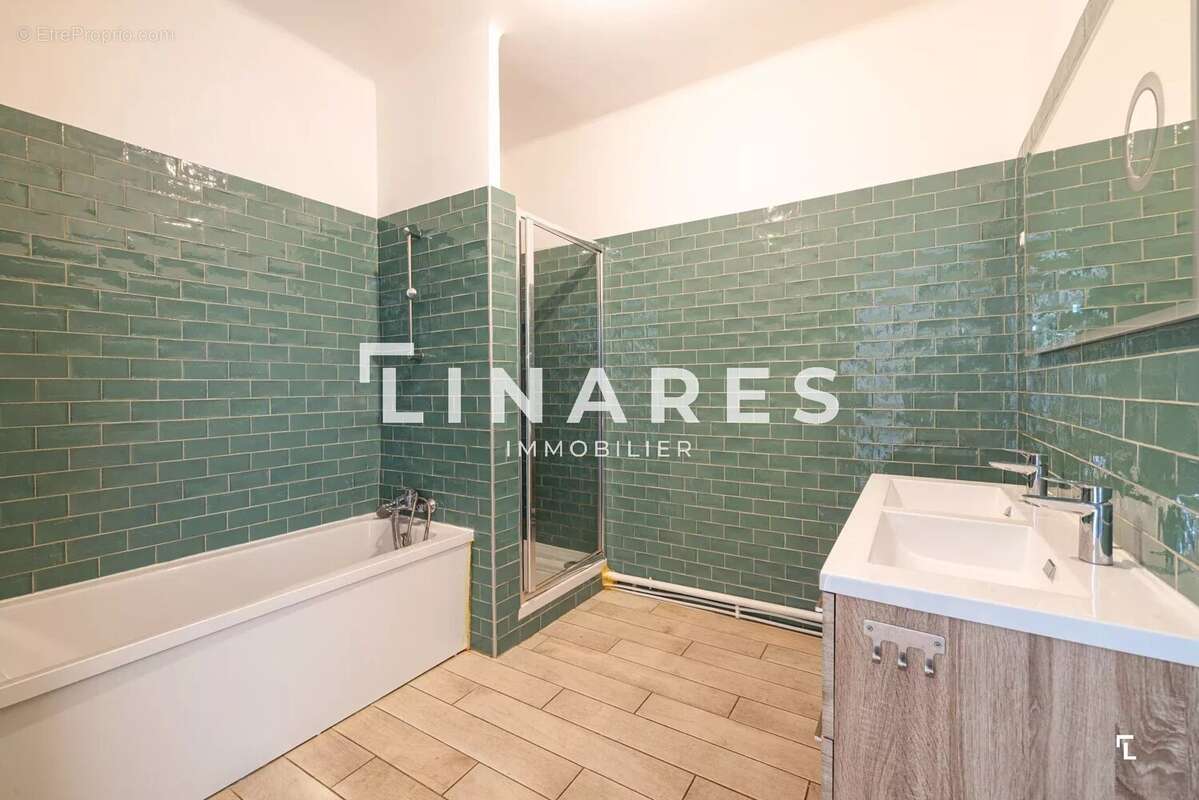 Appartement à MARSEILLE-8E