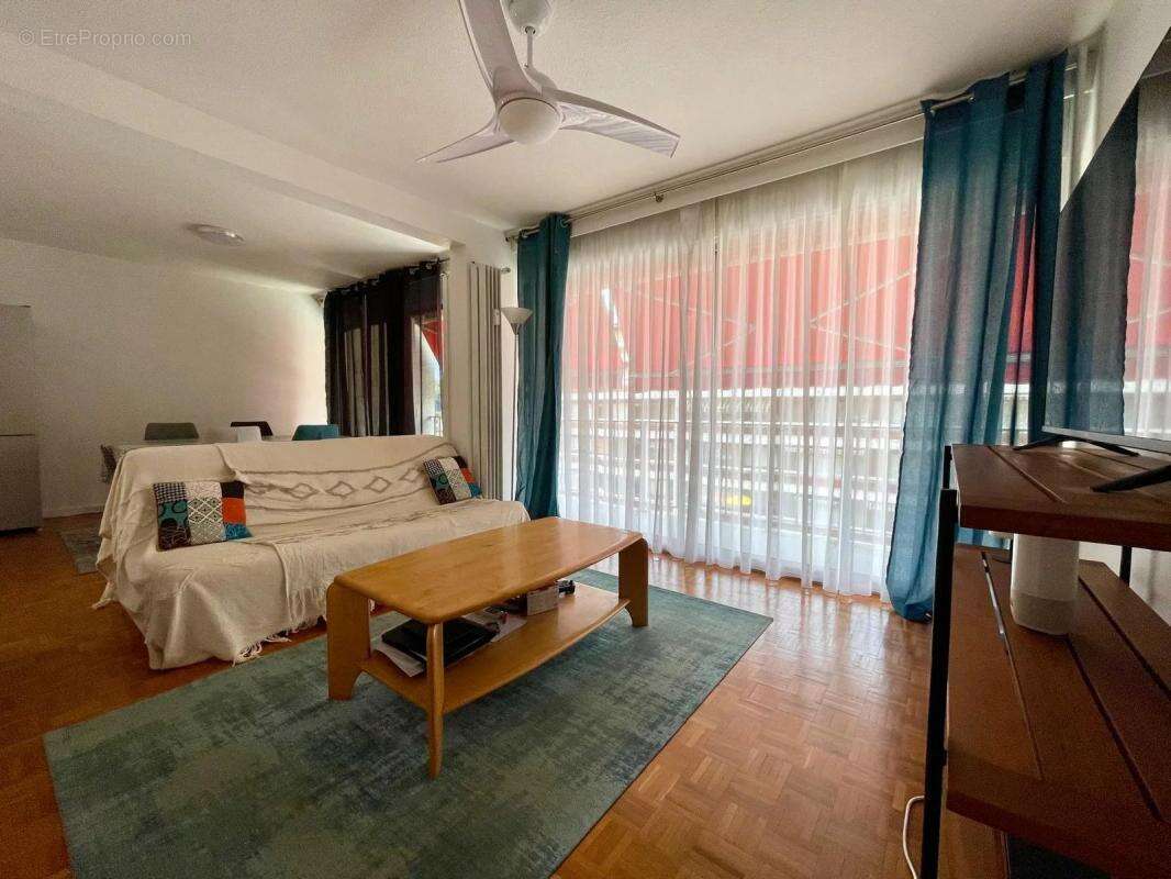 Appartement à AIX-LES-BAINS