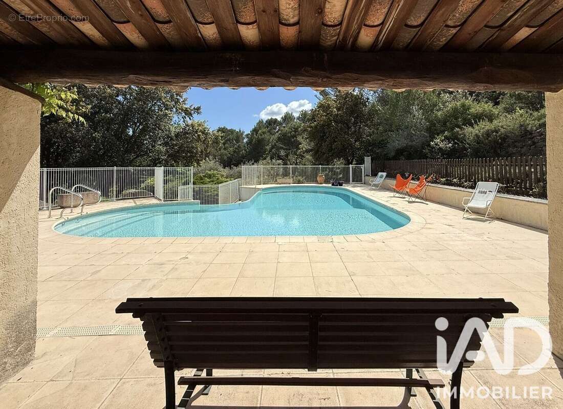 Maison 201 m² à Vaison-La-Romaine  - photo 4