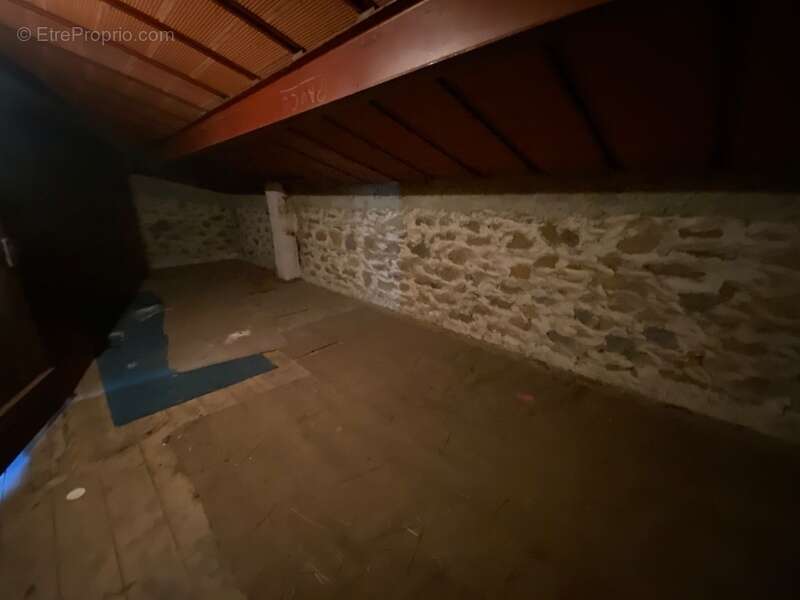 Dpt Pyrénées Orientales (66), à vendre proche VINCA maison en pierres 120 m² avec jardin et grange à rénover - photo 19