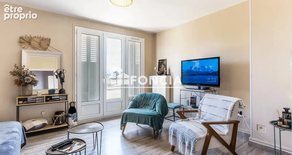 Appartement à GUILHERAND-GRANGES