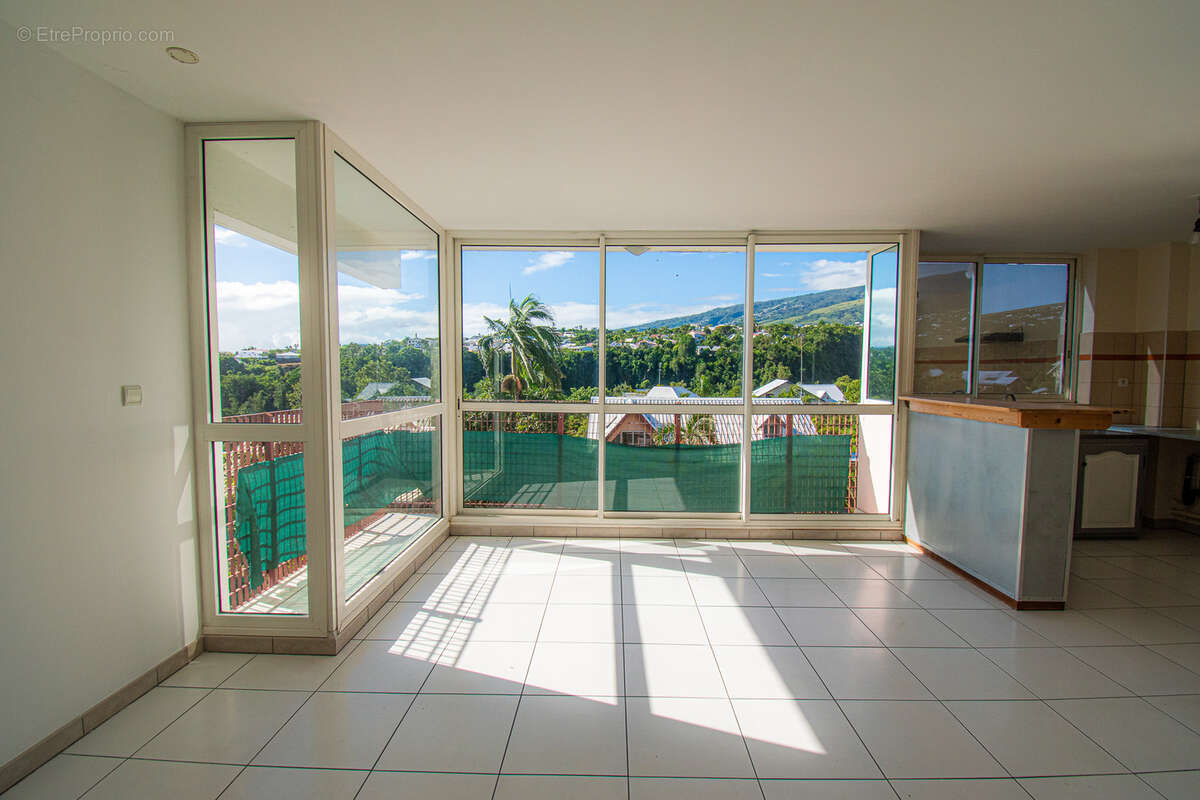 Appartement à SAINT-DENIS