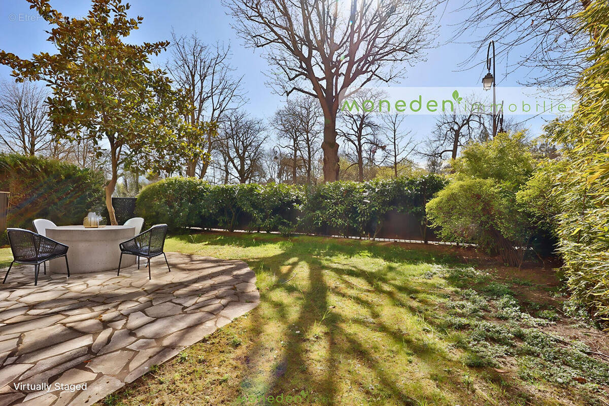 Appartement à NEUILLY-SUR-SEINE
