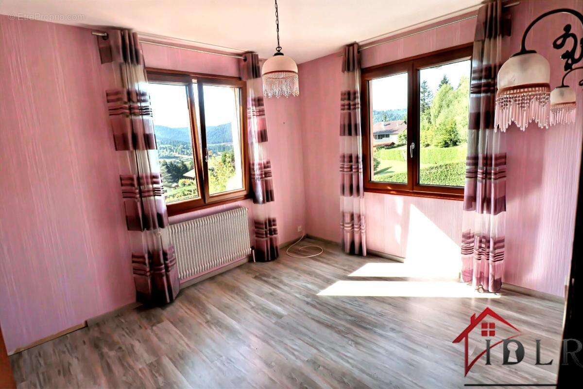 Maison à LIEZEY