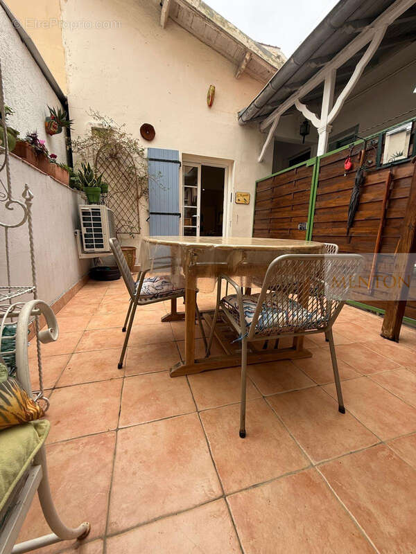 Appartement à MENTON