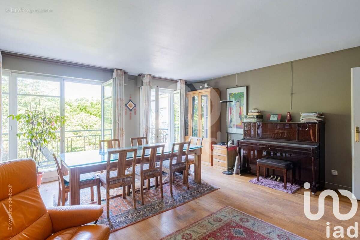 Photo 9 - Appartement à VERSAILLES