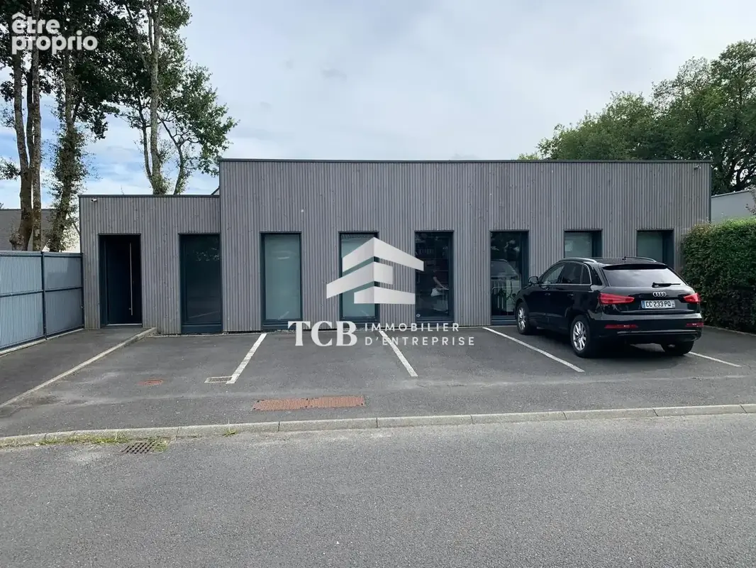 Commerce 220 m² à vendre à Treillieres (44119) - photo 4