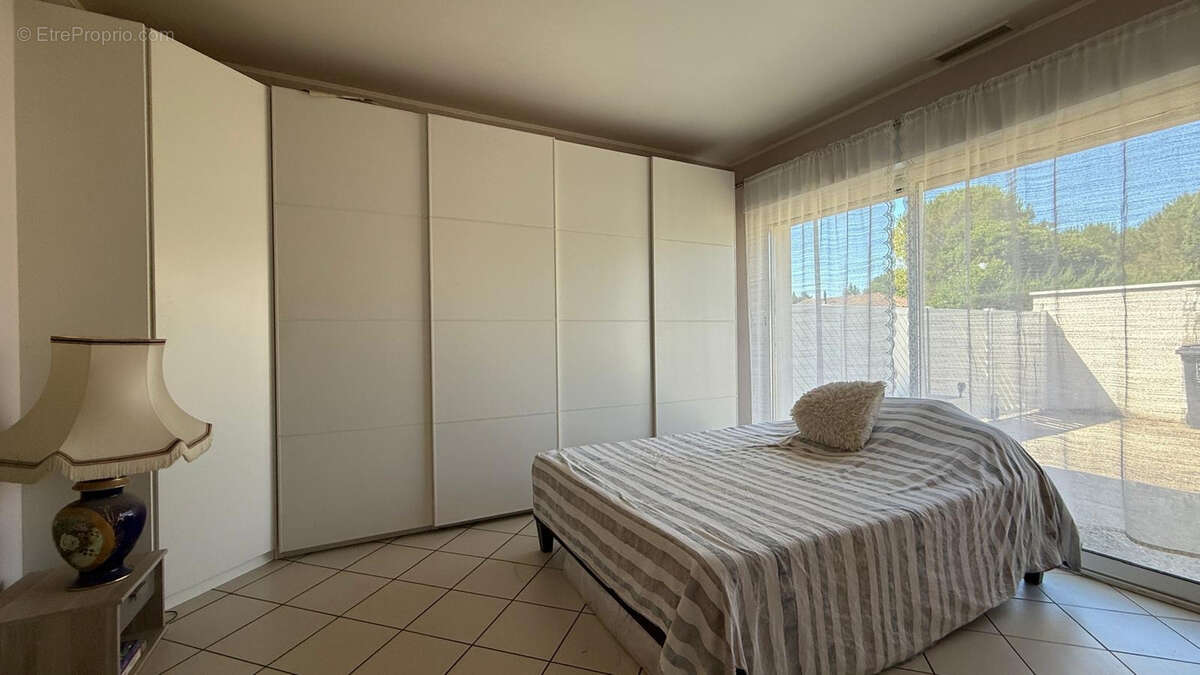 Maison à SAINTE-LIVRADE-SUR-LOT