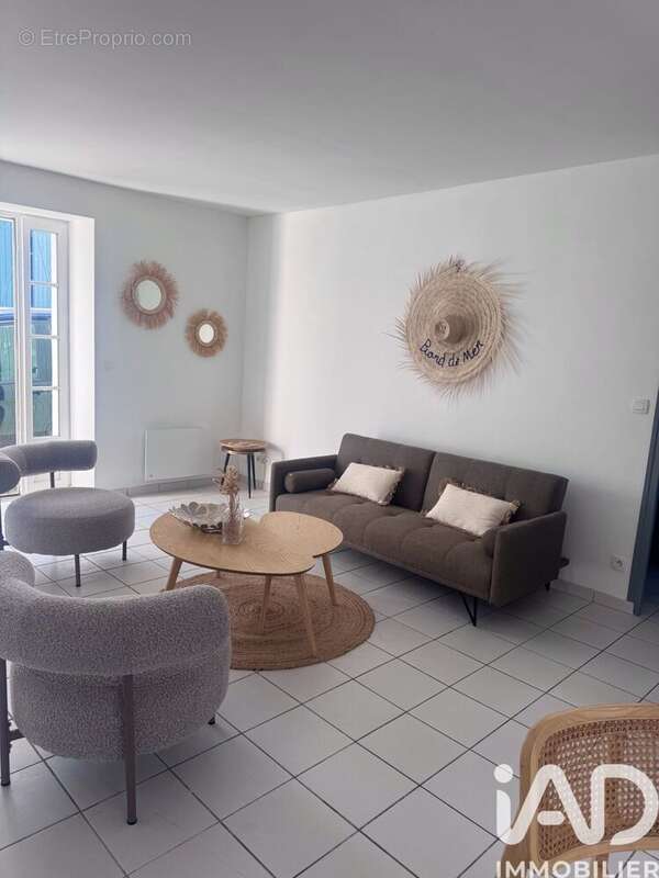 Photo 2 - Maison à LA FLOTTE