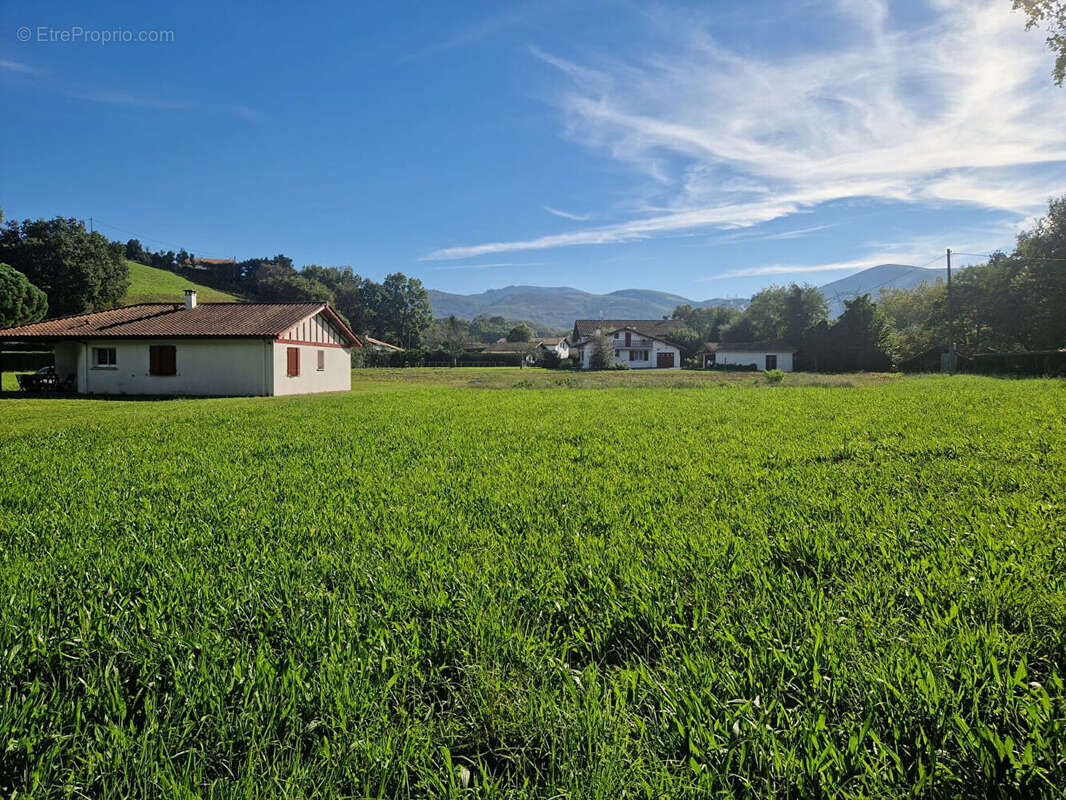 Terrain à URRUGNE