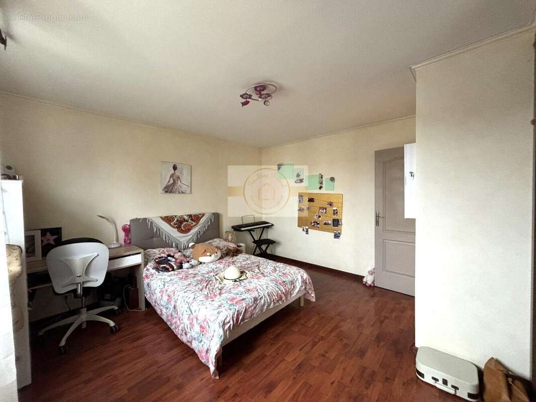 Maison à LAGNY-SUR-MARNE