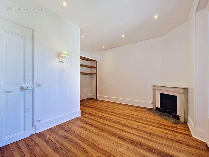 Appartement à AIX-LES-BAINS
