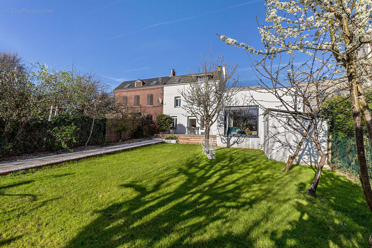 Maison à BIHOREL
