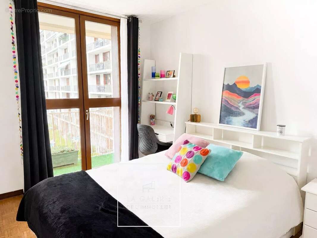 RANGUEIL – T3 de 74 m² – Dernier étage – 2 balcons – Résidence arborée – Climatisation – Métro à pied - photo 5