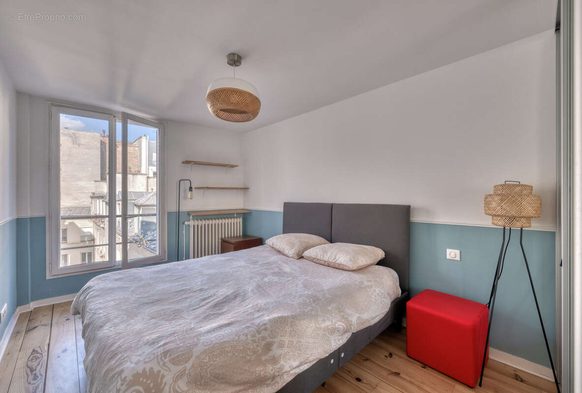 Appartement à PARIS-2E