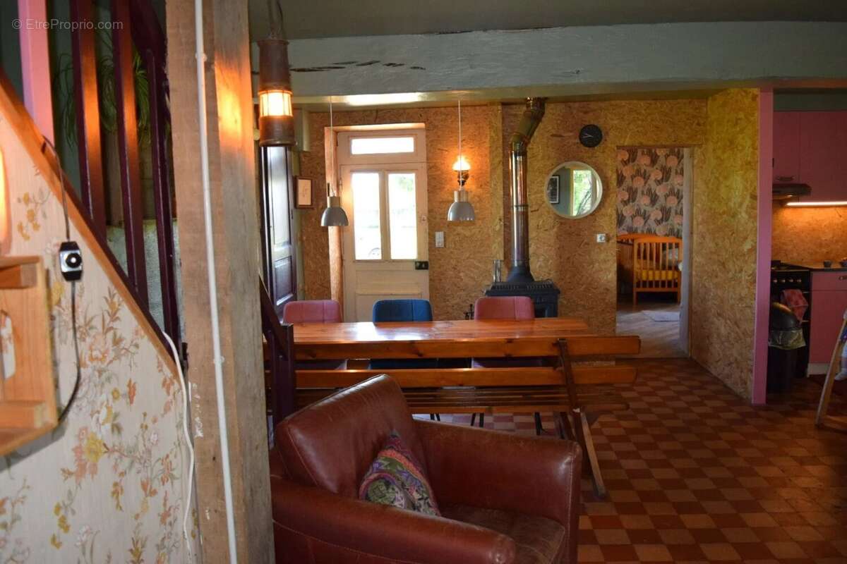 Maison à LIMANTON