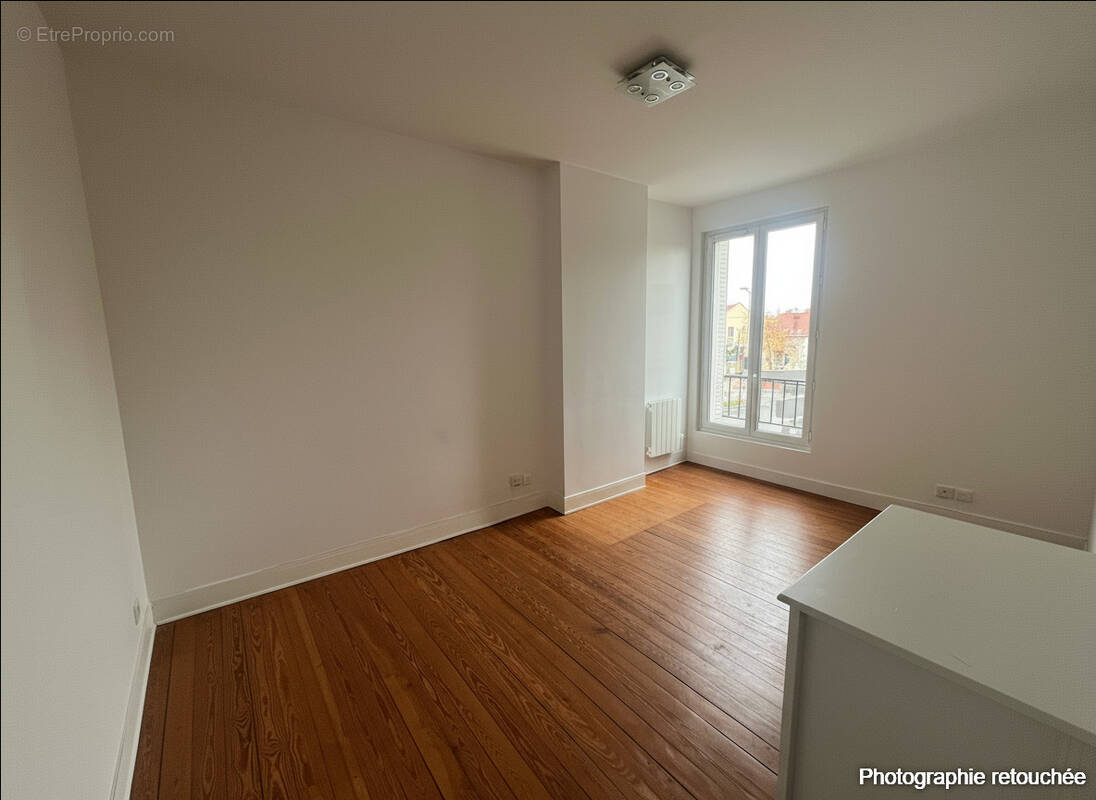 Appartement à HOUILLES