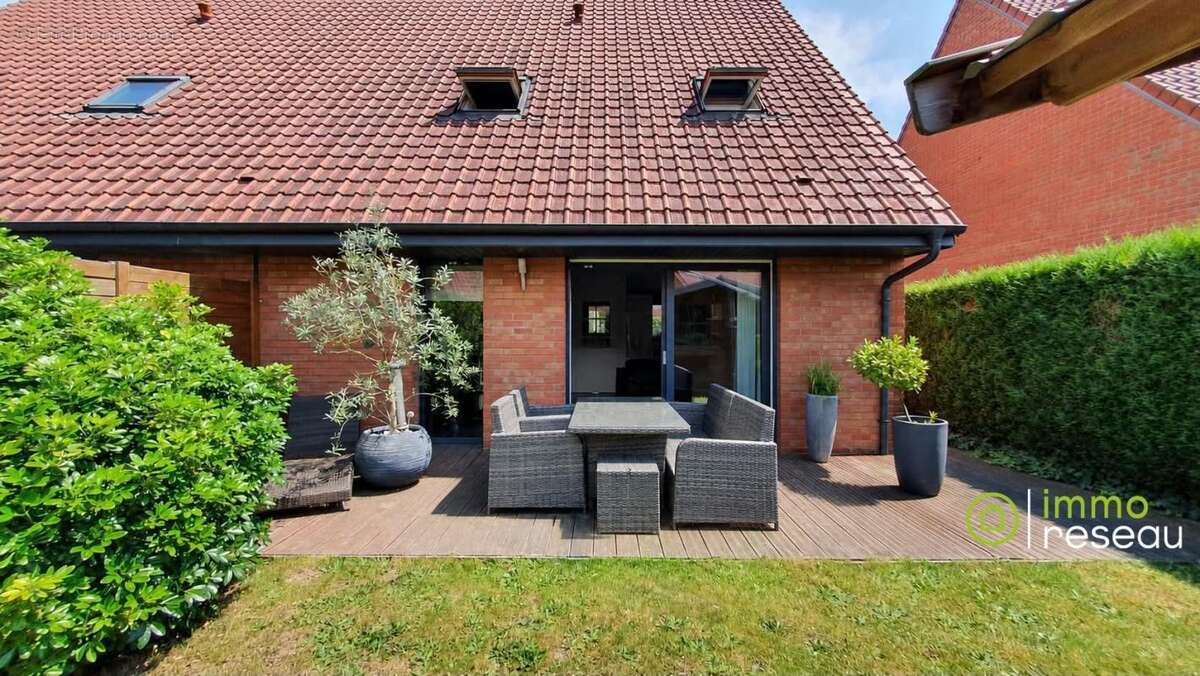 Maison 84 m² à Erquinghem-Lys  - photo 2