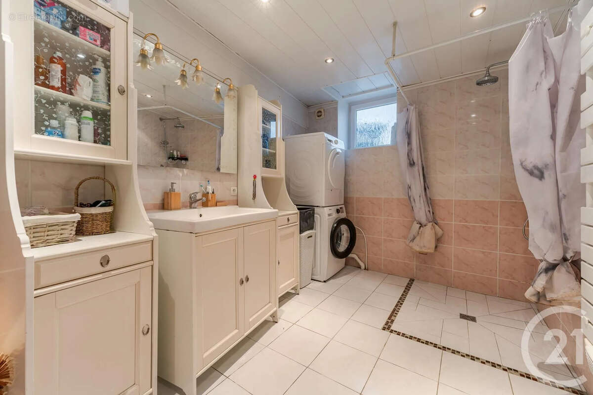 Maison à SAINT-PRIEST