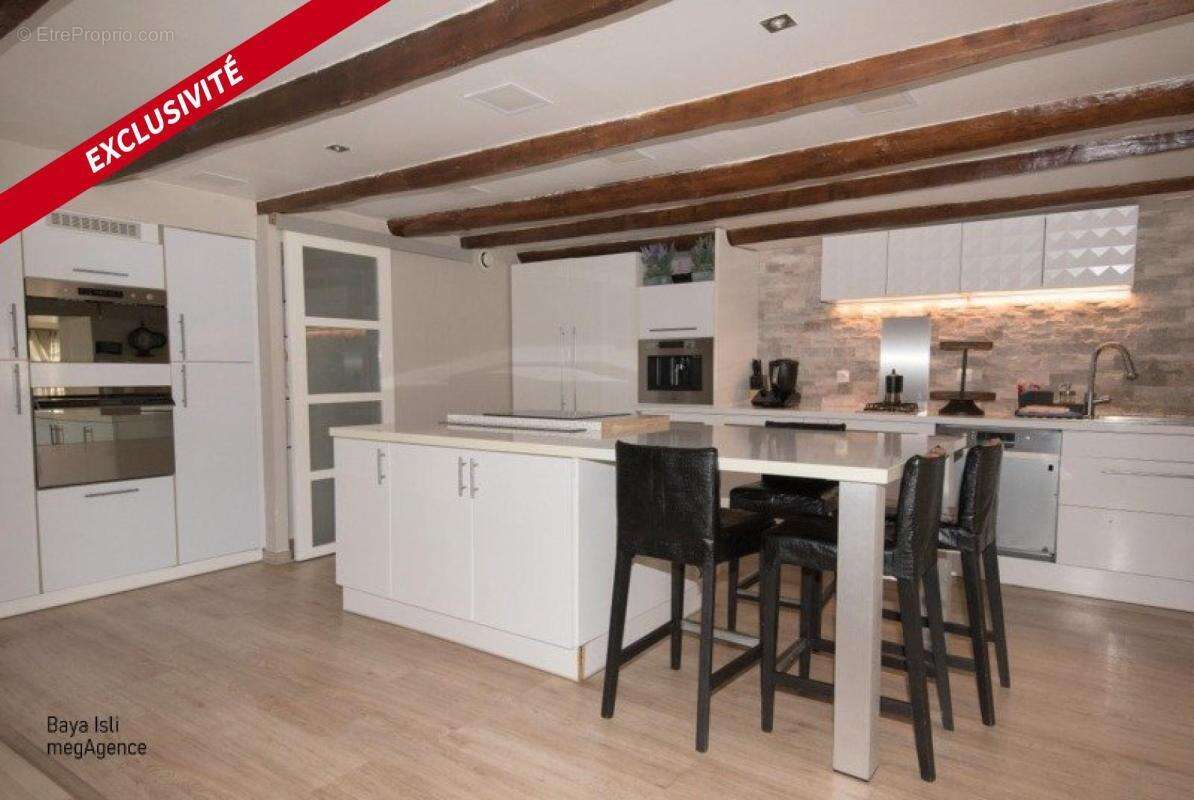 Tènement immobilier de 2 maisons avec piscine, garage et terrain – 364 000 € FAI - photo 6