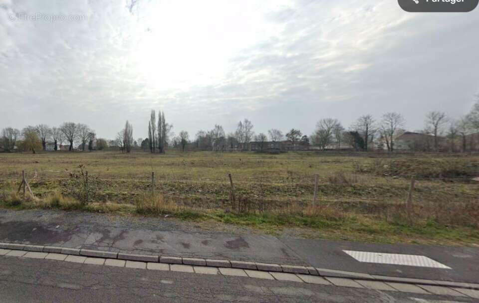 Terrain à DOUAI