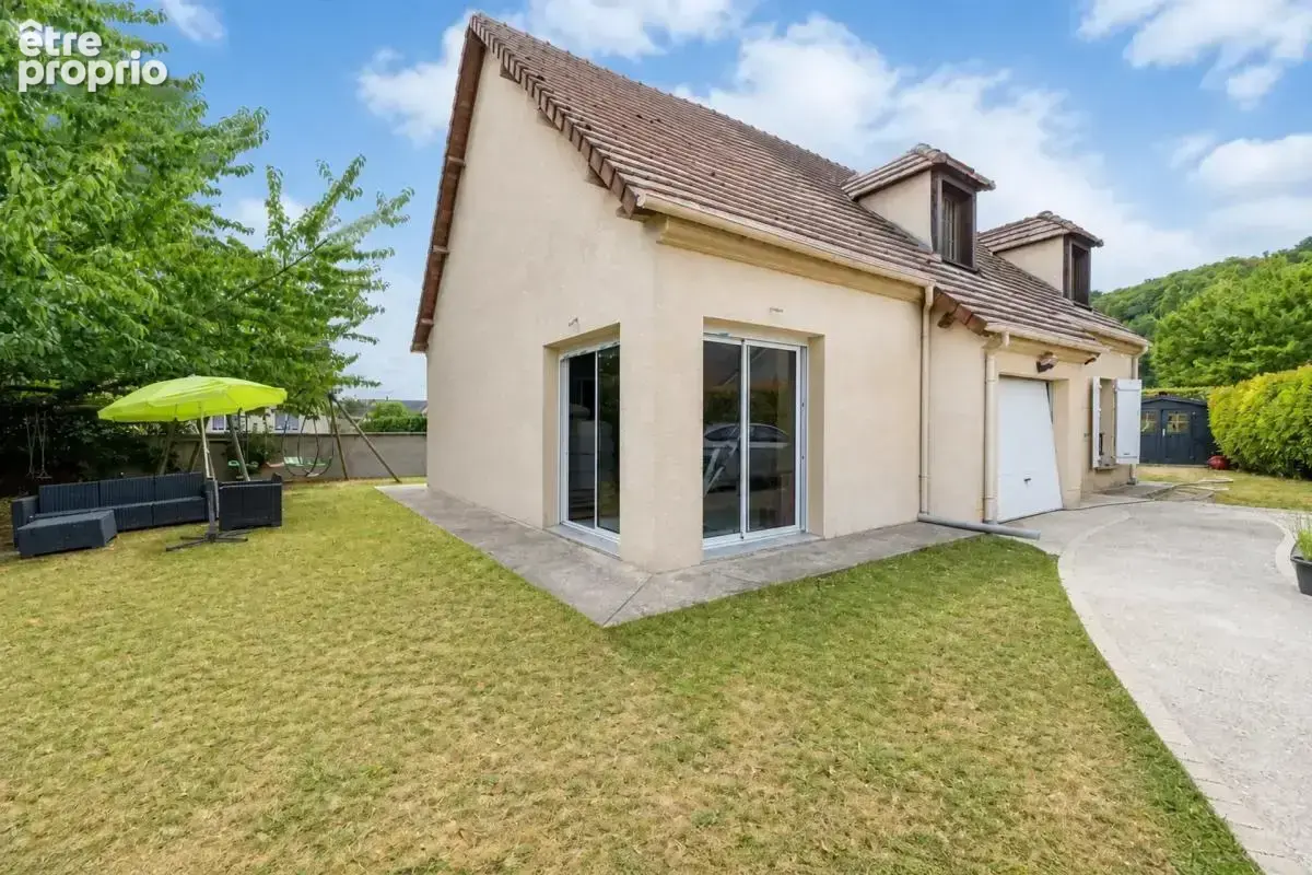 Maison à AUBEVOYE