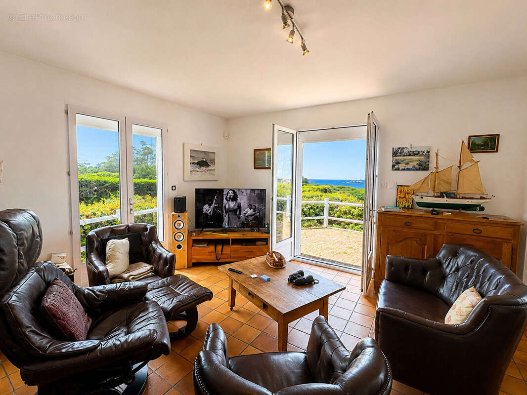 Maison néo-bretonne avec vue mer à Plouarzel - 5 pièces, 117 m² - photo 3
