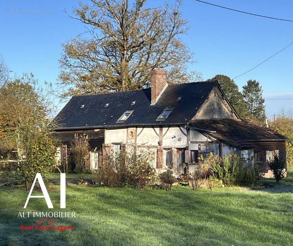 Maison à LA LANDE-DE-LOUGE