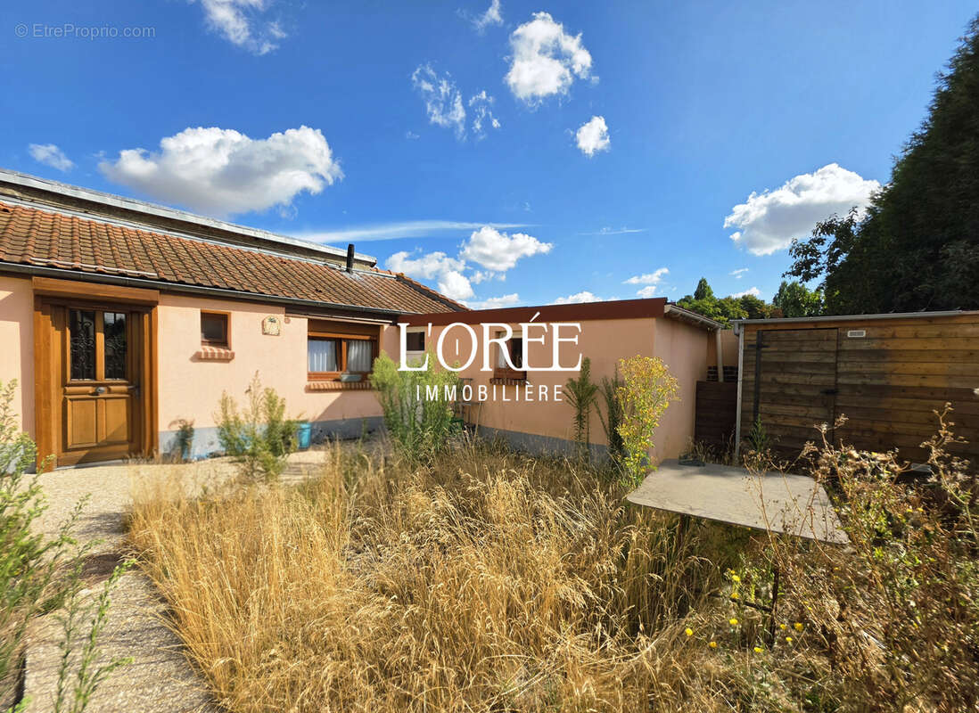 Maison type flamande - 81m2 - 2 chambres - jardin - garage - dependance - photo 2