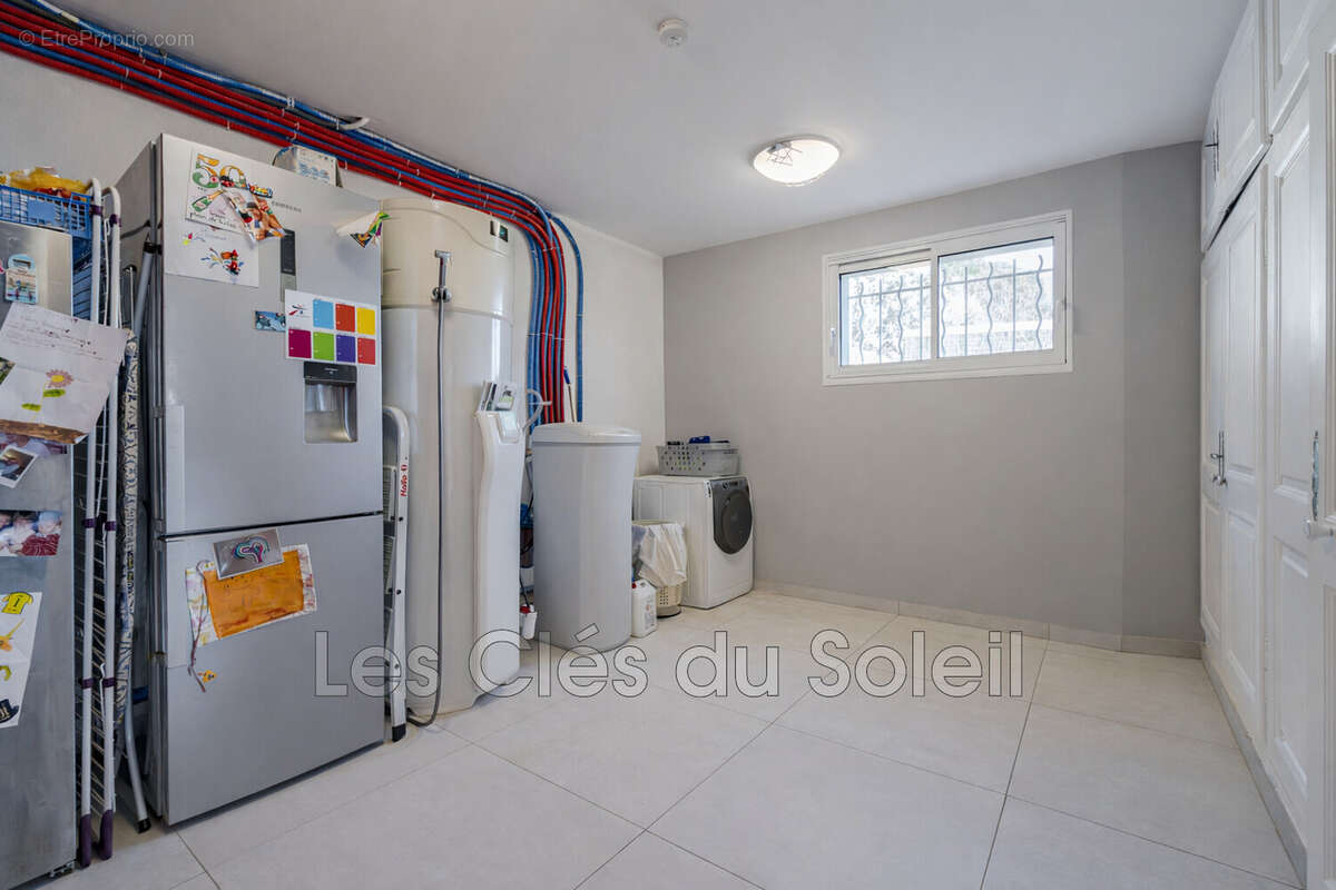 Maison à CAMPS-LA-SOURCE