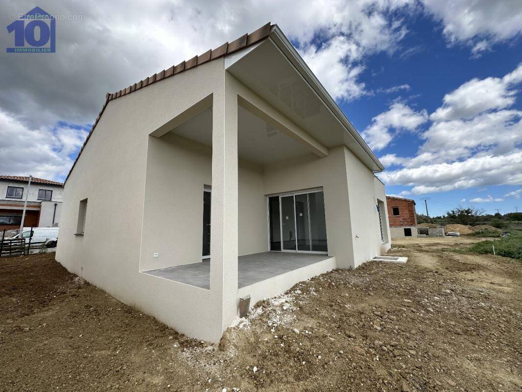 Maison à NISSAN-LEZ-ENSERUNE