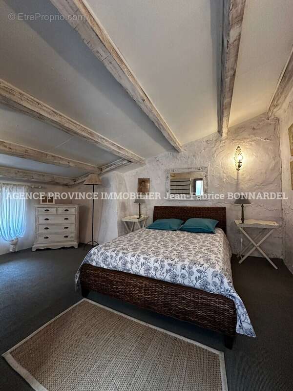 Maison à CHANTEMERLE-LES-GRIGNAN