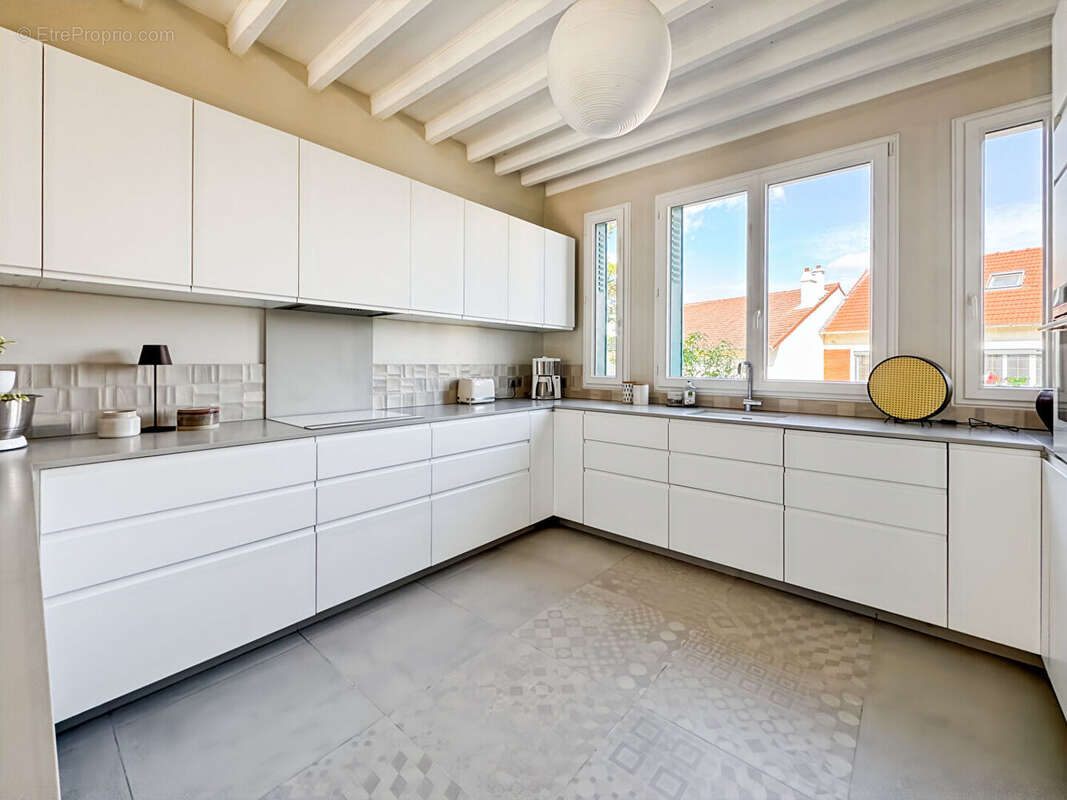 Maison à ROSNY-SOUS-BOIS