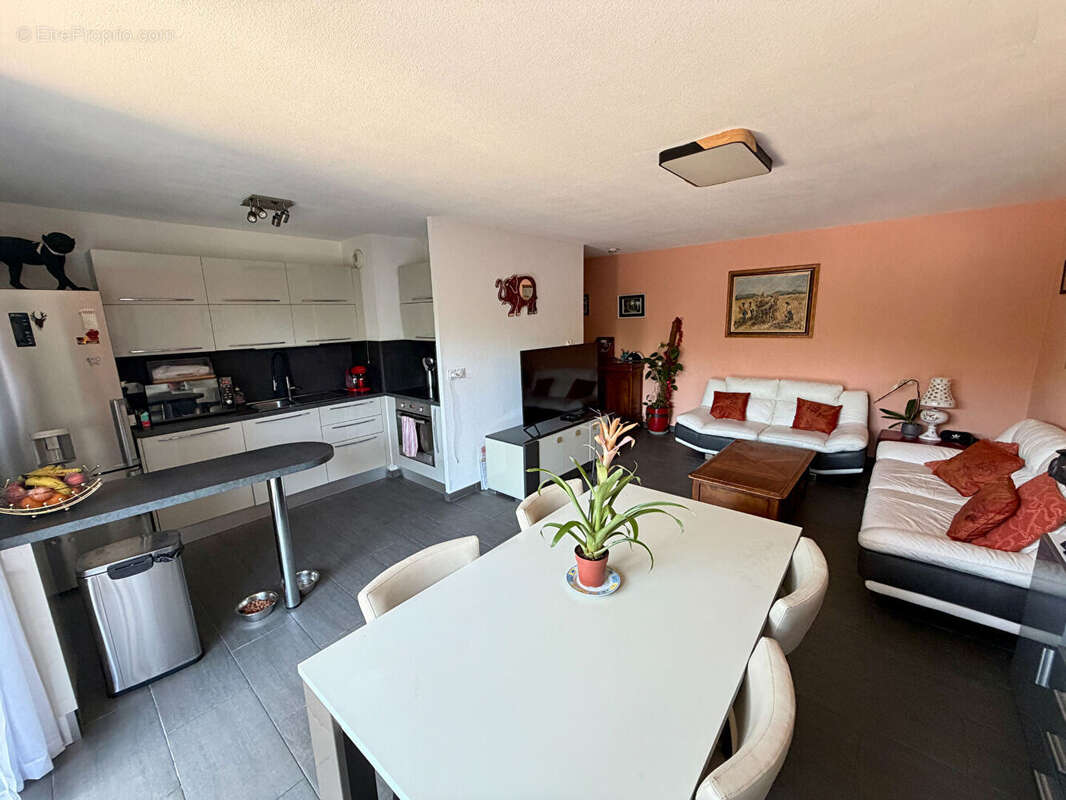 Appartement à OLLIOULES