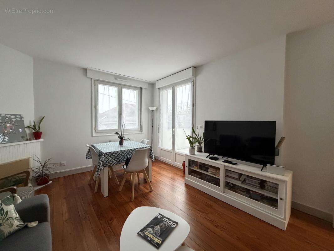 Appartement à BORDEAUX