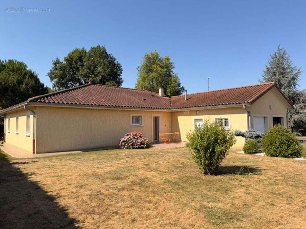 RARE, Villa plain-pied 150 m², 4 chambres, Terrain 1362 m², Double garage - photo 14