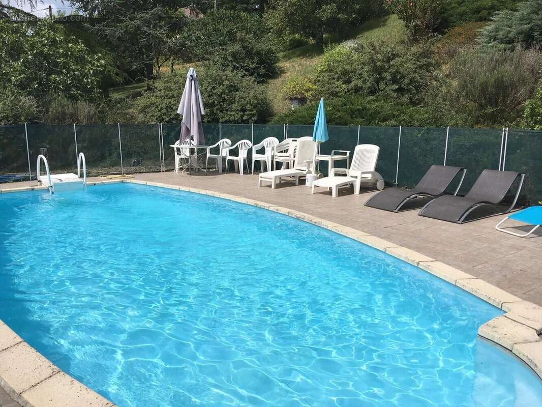 Une maison de campagne de 5 chambres - photo 12