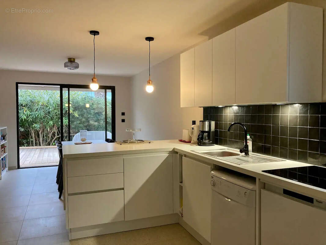 Maison à LINGUIZZETTA