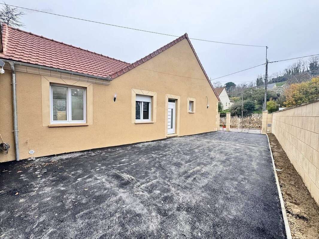 Maison à MONT-NOTRE-DAME