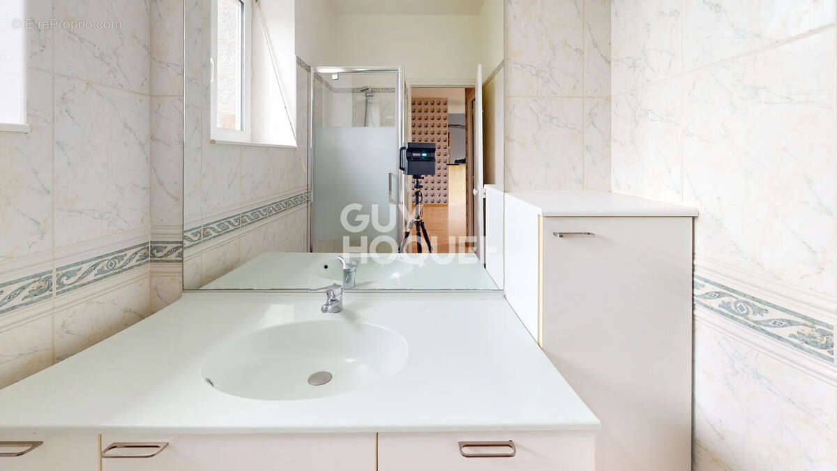 T4 à fort potentiel  OU T6 familial ou projet colocation : à vous de choisir ! - photo 10